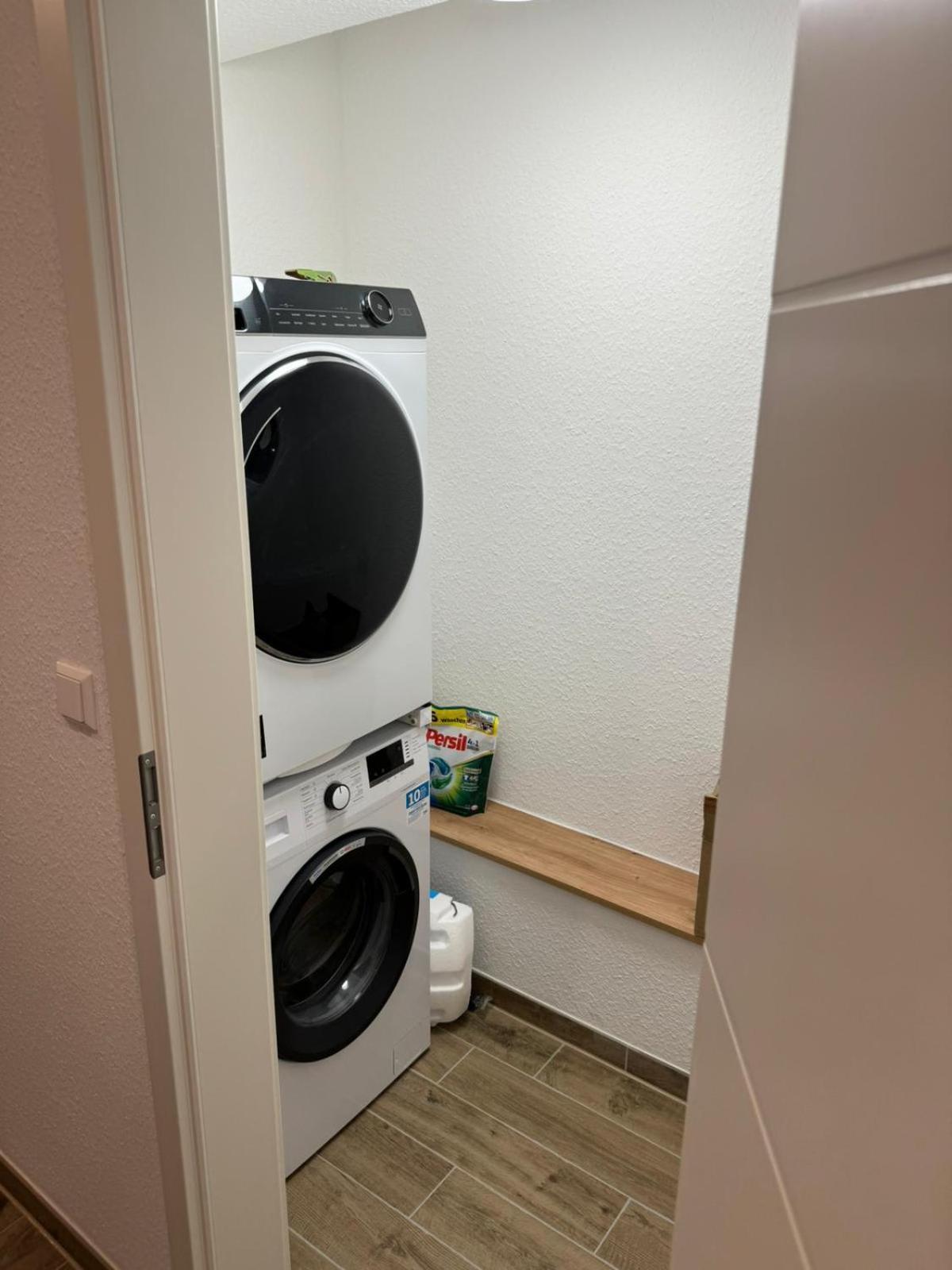 Studio Zimmer In Innenstadt Karlsruhe Luaran gambar
